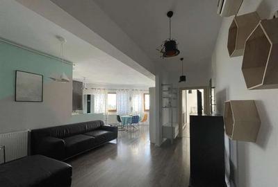 Apartament cu 3 camere decomandat, mobilat în Tineretului