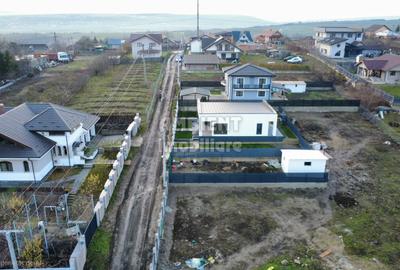 CASĂ individuală, cu teren 450 mp, LA CHEIE, VASLUI-zona FILATURII; - 15