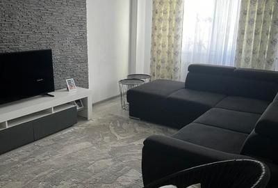 Apartament cu 3 camere decomandat, mobilat în Astra