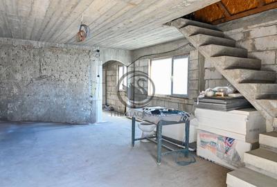Casa la gri de vanzare | Zona Centrala - Bucov | Comision 0% - 4