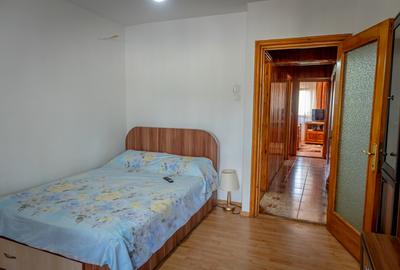 Tânăr, vrei ceva special? Onești, etaj 1, terasă cât o garsonieră. - 9