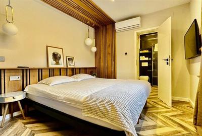 Afacere regim hotelier, doua unitati,  zona Piata Unirii-Brasov - 13