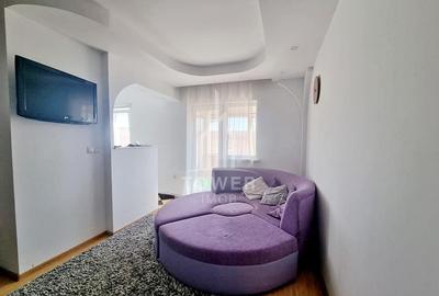 Apartament 3 camere de vanzare | Zona Vasile Aaron