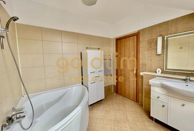 VILA INDIVIDUALA/PISCINA/ GARAJ - 54