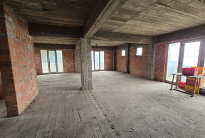 Cladire S+P+3+M - 1762,18 mp + 350 mp mansarda + teren 1608 mp - Lacul Morii - 14