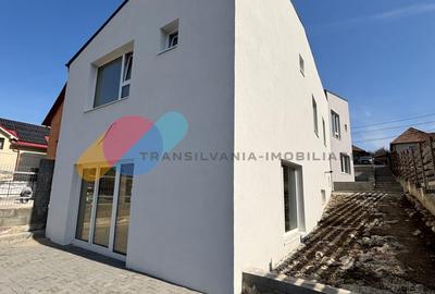 Casă cuplată, 122 mp utili+curte privată 600 mp | Demisol + Parter | Semifinisat - 2