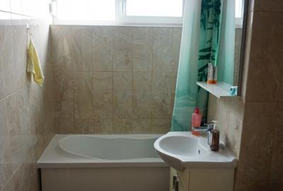 Bloc Nou/Girocului - Apartament decomandat cu 2 camere - 11