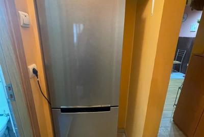 Apartament de vanzare 3 camere zona Intre Lacuri - 6