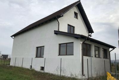 Casa Individuală 4 camere| 174 mp | zona Partos - 12