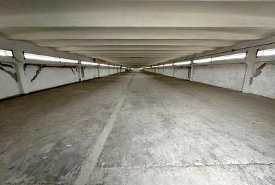 Spațiu industrial, de 1,088.00 mp, în Exterior Vest