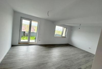 Comision 0% Casa Duplex 2026 106 mp utili 230 mp teren Valea Lupului vedere lac - 8