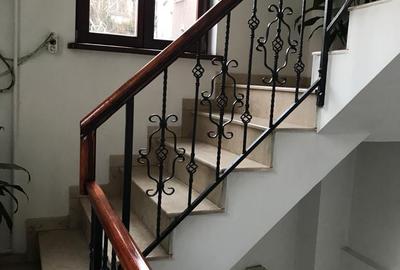 Unirii, Marasesti S+P+1+M, curte, Sp Com si 2 apartamente - 3