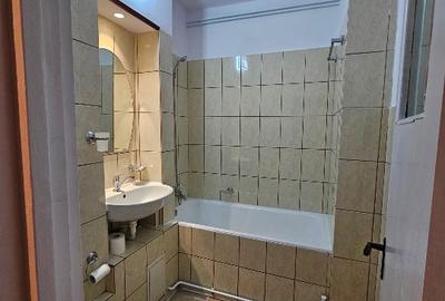 Inchiriez apartament 4 camere zona Militari - 6