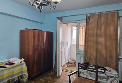 - Apartament 2 camere, confort 1 decomandat, Zona Centrala. - 3