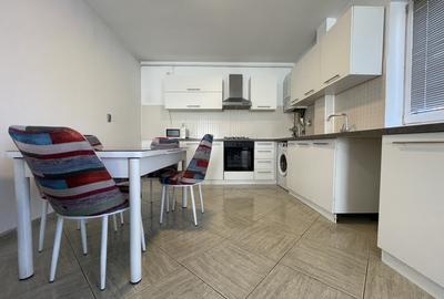 Apartament 4 camere, 2 balcoane, garaj si boxa pe str. Cometei - 3