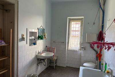 Apartament la casa 4 camere - 427 mp teren - zona str. Octavian Goga - 7