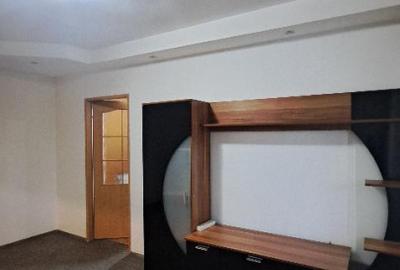 Apartament cu 2 camere semidecomandat, mobilat în Democrației