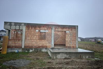 OCAZIE. Casă cu 4 camere de vânzare la rosu in Mocira. - 10