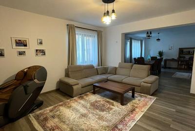 Apartament cu 3 camere decomandat, mobilat în Aviației
