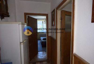 Apartament 4 camere/ 2 bai /boxa cadastrata  - B-dul Traian 82 mp - 12