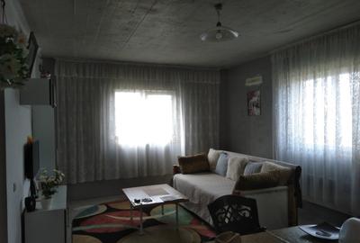 Vand sau schimb casa la tara cu apartament 2...3 camere in Bucuresti. - 4