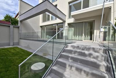 Casă cu 9 camere în Dorobanți