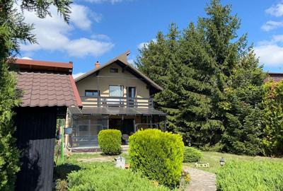 Prahova, in Brebu, casa cu teren 1600mp - 1