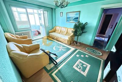 Apartament cu 3 camere semidecomandat, mobilat în Alexandru cel Bun
