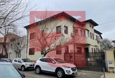Apartament cochet in vila cu curte, la parter - 1