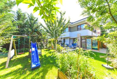 Duplex cu 4 camere în Europa