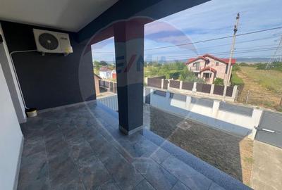 Casa 4 camere Focsani str Militari - 15
