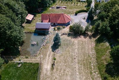 Vilă cu 6 camere, teren de 1000mp, într-un resort montan privat - 20