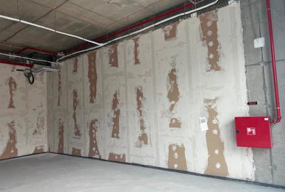 Spatiu comercial de inchiriat sau cumparat premium cu terasa - 9