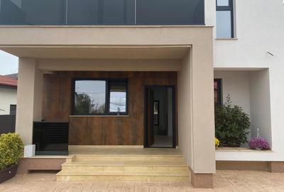 Casa individuala noua cu 4 camere. Aspect mediteranean, an 2025. Comision 0 - 1