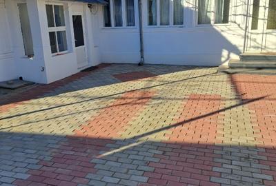 CASA  COMPLET PREGATITA PENTRU LOCUIT, CURATA COMPLET RENOVATA - 1