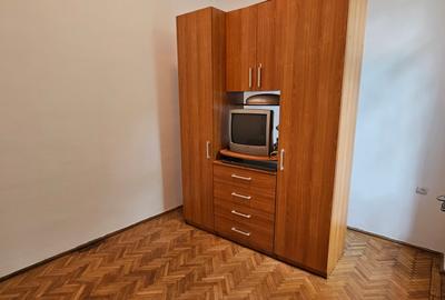 Vand garsoniera la casa situata in zona Parcului Sub Arini,parter,25m+147m teren - 5
