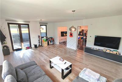 Casa tip duplex de vanzare in Sibiu - mobilata si utilata modern - 4