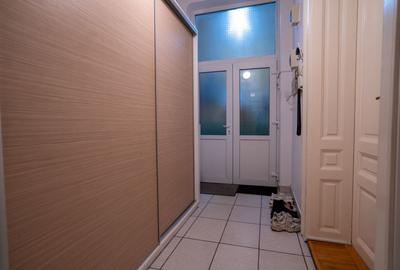 Apartament central de vânzare – la curte comună - Oradea - 13