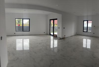 Casa individuala pe parter, zona Izvor - 3