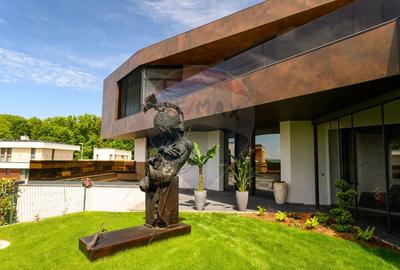 Casă cu 7 camere în Făget