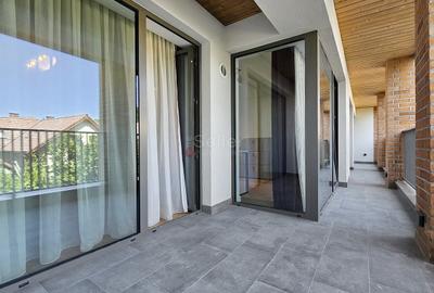 Apartament cu 3 camere decomandat, mobilat în Brașovul Vechi