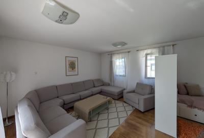 Apartament cu 2 camere decomandat în Florești