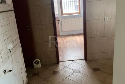 Apartament 5 camere în Vilă – Calea Călărașilor, 110mp, Ideal Sediu Firmă sau Ca - 19