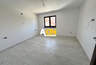 Casa individuala cu 4 camere, 2 bai, terasa, 800mp teren, Sp+P+1E - 10