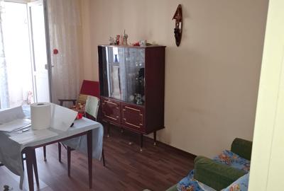 Apartament 2 camere situat in Predeal, parter cu balcon, liber la vanzare!