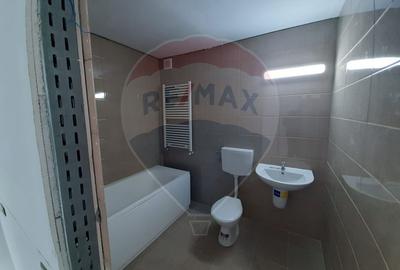 Vila / Pensiune / Camin / Azil seniori, zona superba Moeciu, parcare - 9