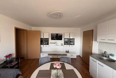 Vând apartament 2 dormitoare - 2