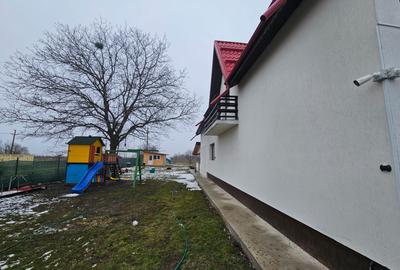 Casa Raiul Copiilor - Crevedia/Darza ( Parter+ etaj ) - 19