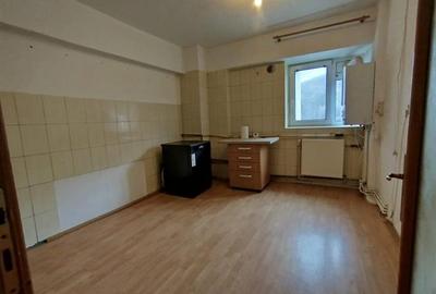 Apartament 4 camere etaj intermediar Racadau - 4