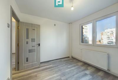 Apartament 3 camere pe str Hateg in Vlaicu - 24
